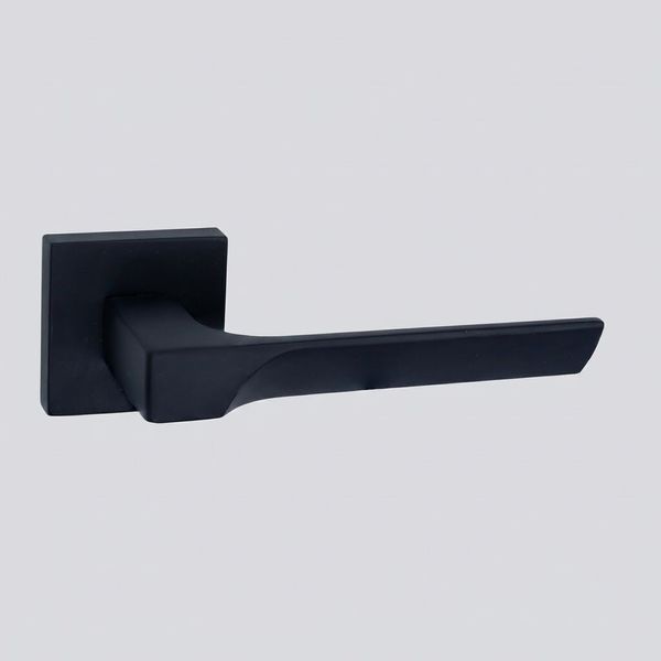 Комплект дверних ручок на квадратній розетці ZAMAK TRION CAPRI 49 Black 9658542799798101 фото